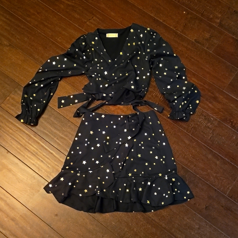 Altar'd State 2 piece matching set black with gold stars skirt and wrap top